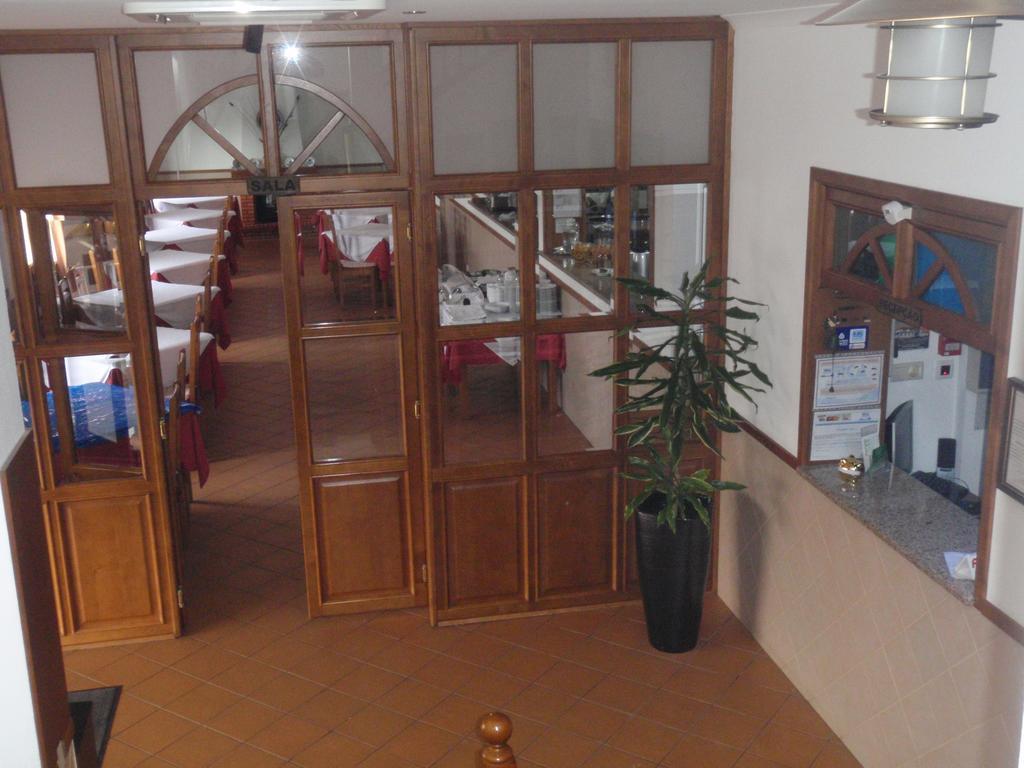Hotel Romba โอริก ภายนอก รูปภาพ